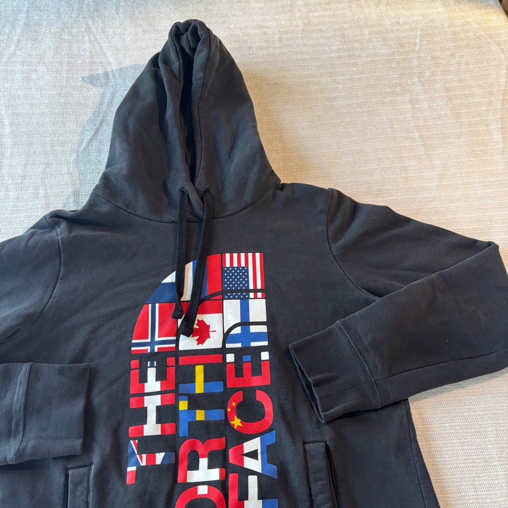 The North Face RU/14 International Collection Flag Logo Hoodie Black Womens L